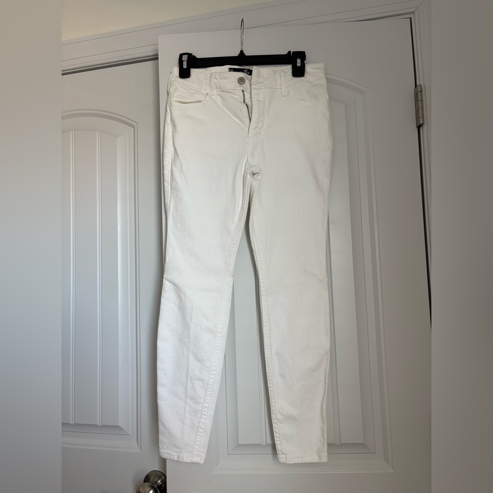 Hollister High-Rise Super Skinny White Jeans